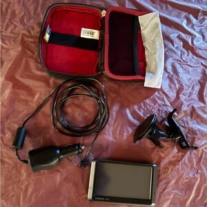 Garmin GPS with Accessories